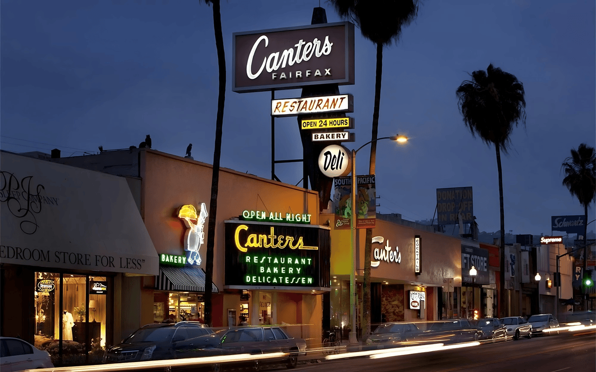 Canter’s Deli: Restaurant Photograph